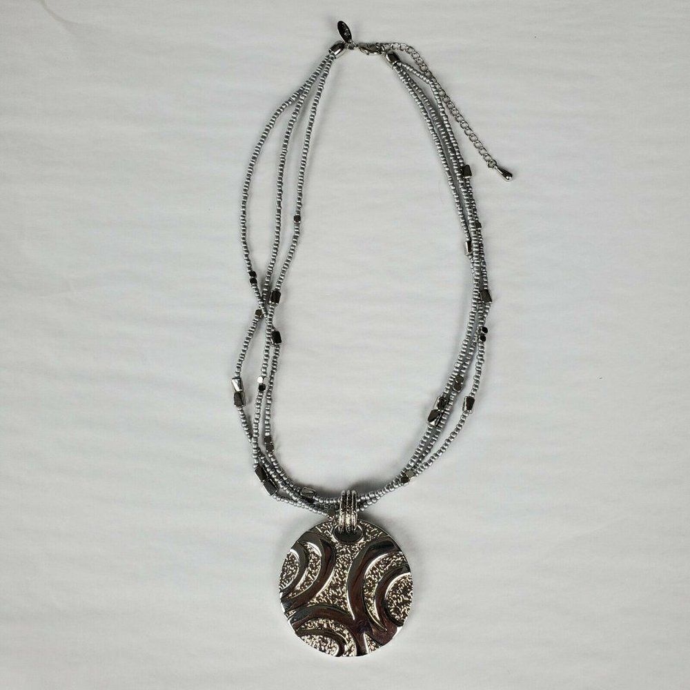 Lia Sophia Multi-Strand Gray‎ Glass Sead Bead Synergy Pendant Necklace Statement - Picture 3 of 10